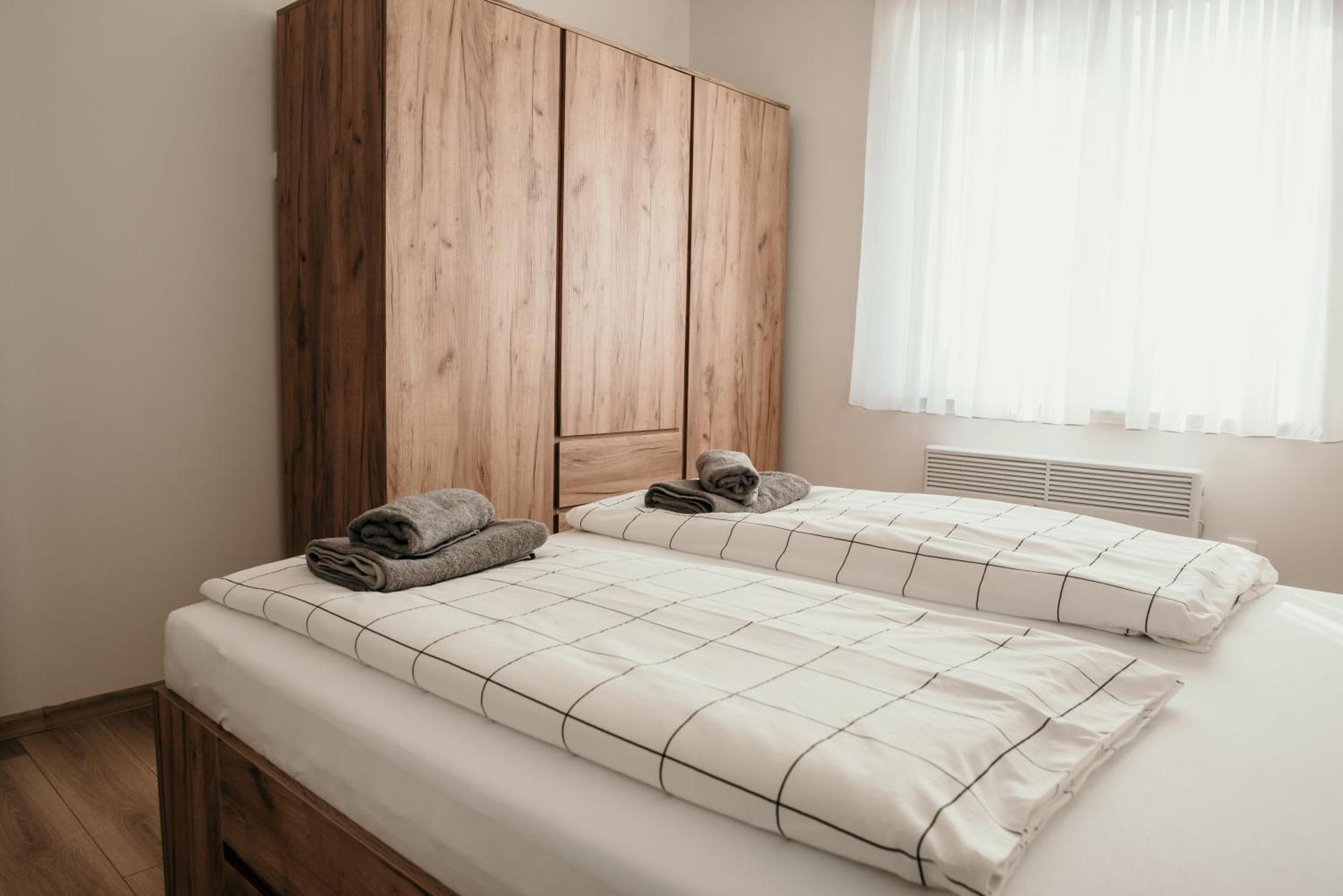 Apartman Krznaric Zupanja Εξωτερικό φωτογραφία