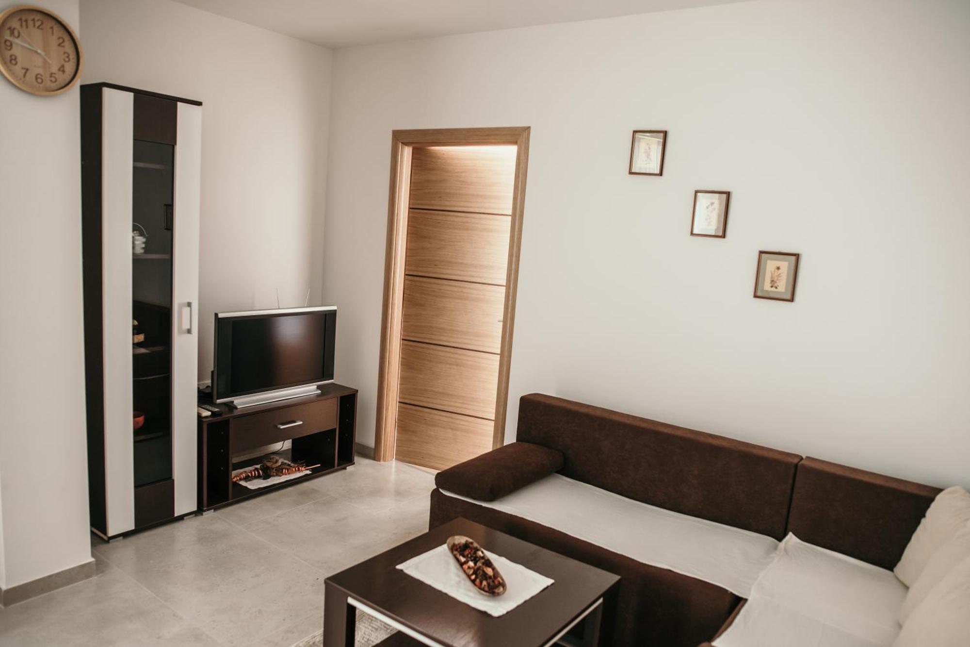 Apartman Krznaric Zupanja Εξωτερικό φωτογραφία